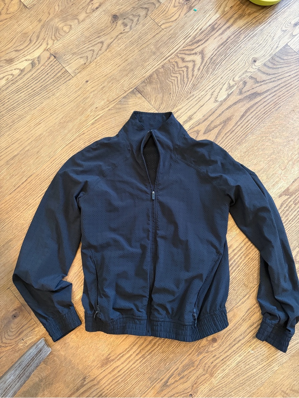 Lululemon Jacket Womens 4 Adapted State Perforated Track Activewear Athleisure - Picture 4 of 7